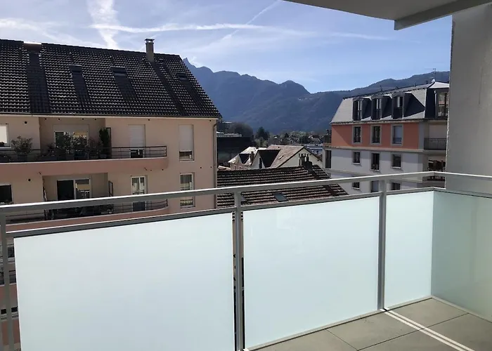 アパート 38m2 Le Grand Angle, Centre-ville, Parking Et Terrasse エクスレバン